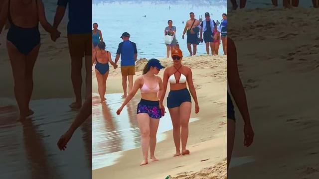 Beach Walk Copacabana | Rio de Janeiro, Brazil #shorts Beach Walk Copacabana | Rio de Janeiro, Brazil #shorts