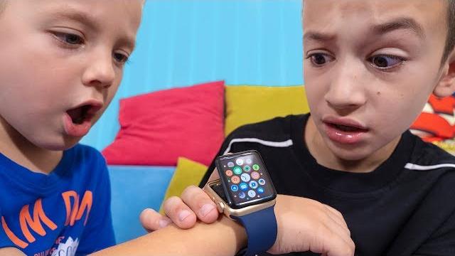 Артур и Давид НЕ ПОДЕЛИЛИ Apple Watch! Что из Этого Вышло! Артур и Давид НЕ ПОДЕЛИЛИ Apple Watch! Что из Этого Вышло!