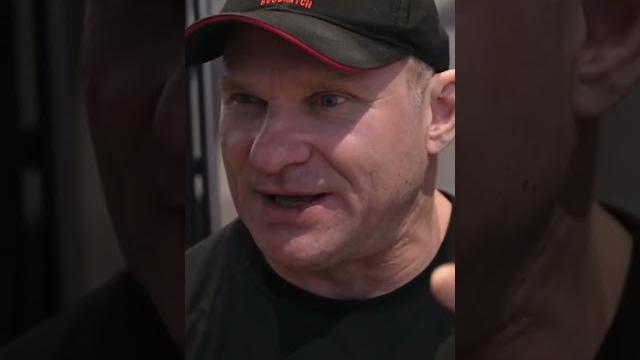 Когда проходишь мимо зеркала) Когда проходишь мимо зеркала)