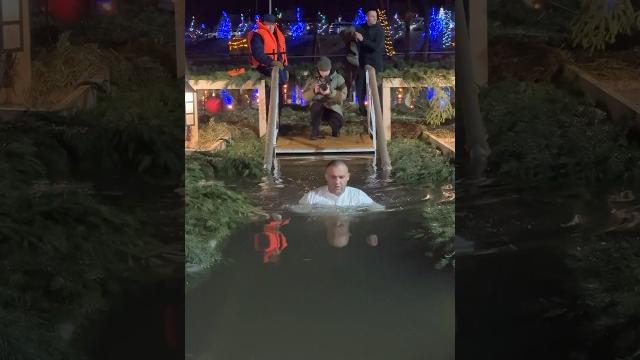Поздравляю всех с Крещением Господним. Всем крепкого здоровья, семейного счастья, Божьей Благодати Поздравляю всех с Крещением Господним. Всем крепкого здоровья, семейного счастья, Божьей Благодати