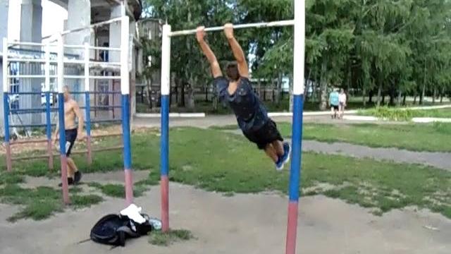 Кто над нами...вверх ногами?.. Кто над нами...вверх ногами?..