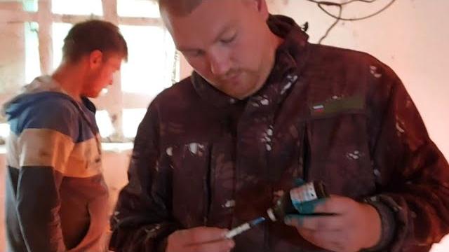 как купировать хвосты поросятам , проколка поросят по графику , куда колоть железо и витамины , как купировать хвосты поросятам , проколка поросят по графику , куда колоть железо и витамины ,