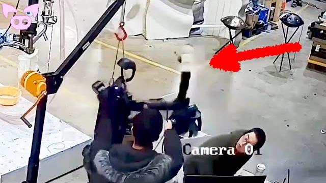 These Freaky Clips Are Breaking the Internet—Here's Why! These Freaky Clips Are Breaking the Internet—Here's Why!