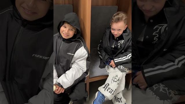 Мальчишки не умеют ссорится @Danya_Hype #tiktok#деньги#прикол#блогер#топ#тикток#тренды#таро Мальчишки не умеют ссорится @Danya_Hype #tiktok#деньги#прикол#блогер#топ#тикток#тренды#таро