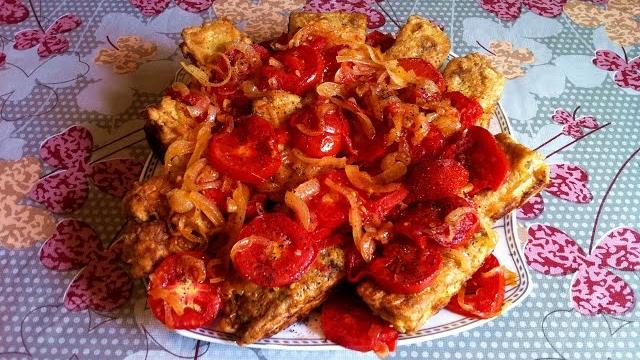 Жареная Камбала с Луком и Помидорами / Fried Flounder / Жареная Рыба / Fried fish / Простой Рецепт Жареная Камбала с Луком и Помидорами / Fried Flounder / Жареная Рыба / Fried fish / Простой Рецепт