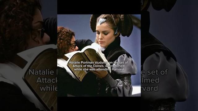Natalie Portman studying on the set of Attack of the Clones Natalie Portman studying on the set of Attack of the Clones