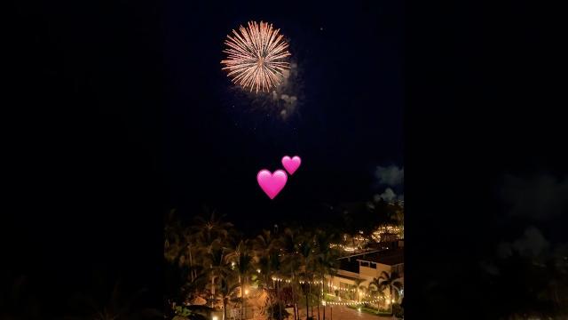 Fuegos artificiales #like #reels #playa Fuegos artificiales #like #reels #playa