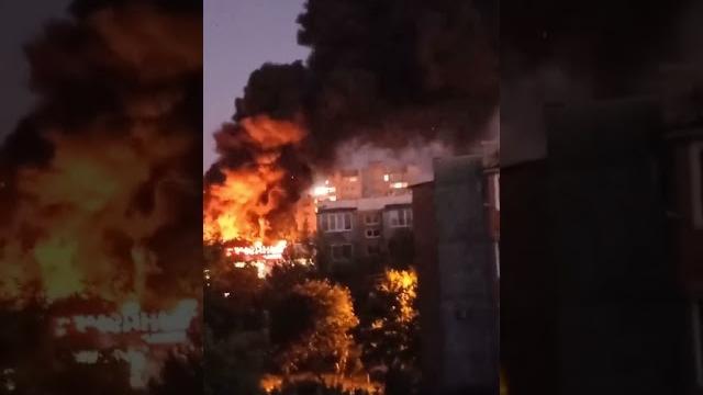 СРОЧНО! ТРАГЕДИЯ В ЕЙСКЕ УПАЛ САМОЛЁТ НА ЖИЛОЙ ДОМ СРОЧНО! ТРАГЕДИЯ В ЕЙСКЕ УПАЛ САМОЛЁТ НА ЖИЛОЙ ДОМ