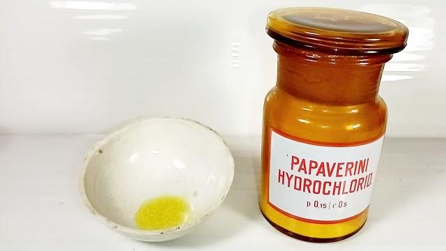 Подлинность ПАПАВЕРИНА ГИДРОХЛОРИДА. Реакция с концентрированной АЗОТНОЙ КИСЛОТОЙ. Опыты по химии Подлинность ПАПАВЕРИНА ГИДРОХЛОРИДА. Реакция с концентрированной АЗОТНОЙ КИСЛОТОЙ. Опыты по химии