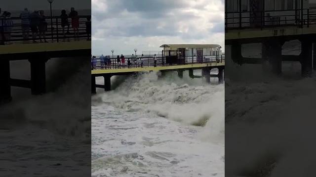 Шторм на черном море Шторм на черном море