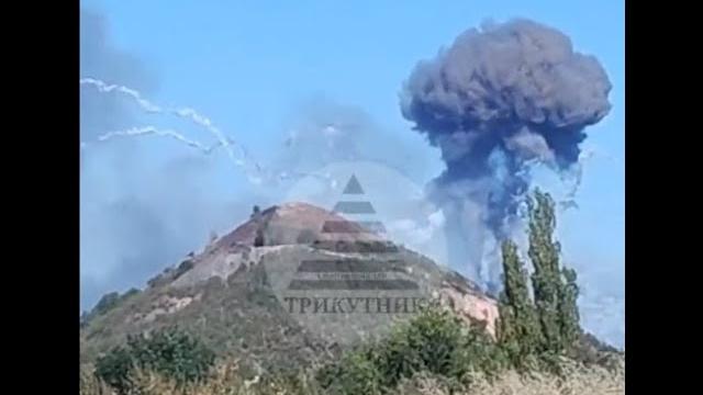 Big Ammo Cook-Off After Likely Storm Shadow Strike in Krasnodon, Luhansk: Over 130 km from the front Big Ammo Cook-Off After Likely Storm Shadow Strike in Krasnodon, Luhansk: Over 130 km from the front