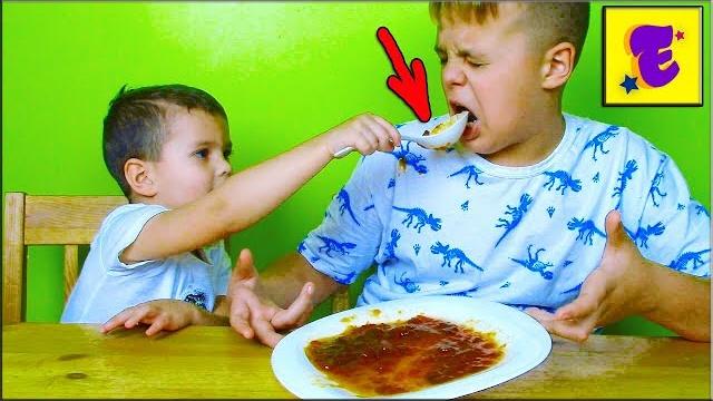 ЕГОРКА как НЯНЯ для ЯРИКА...!!! ЕГОРКА как НЯНЯ для ЯРИКА...!!!