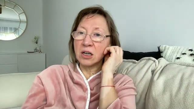 Анжелика Снежинская/Кока скрывал,но мамка прокололась.Начался процес.Пластика морды.Расклад на таро. Анжелика Снежинская/Кока скрывал,но мамка прокололась.Начался процес.Пластика морды.Расклад на таро.