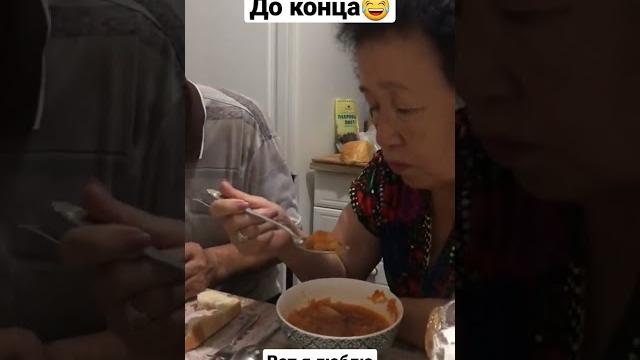У нас есть огород, за которым я ухаживаю У нас есть огород, за которым я ухаживаю