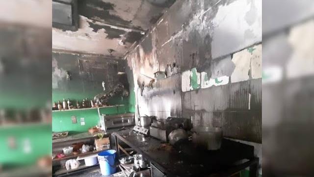 В Анапе произошел пожар в кафе на улице Астраханская. В результате ЧП пострадали два человека В Анапе произошел пожар в кафе на улице Астраханская. В результате ЧП пострадали два человека