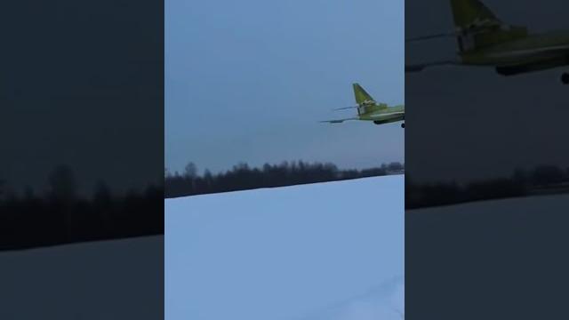 Новый Ту-160М. Первый полет, первое приветствие. Больше видео у нас в Telegram https://t.me/Polite72 Новый Ту-160М. Первый полет, первое приветствие. Больше видео у нас в Telegram https://t.me/Polite72