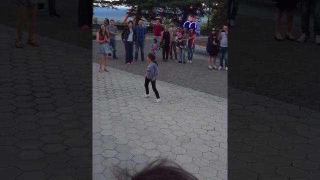 Девочка взорвала интернет! Девочка взорвала интернет!