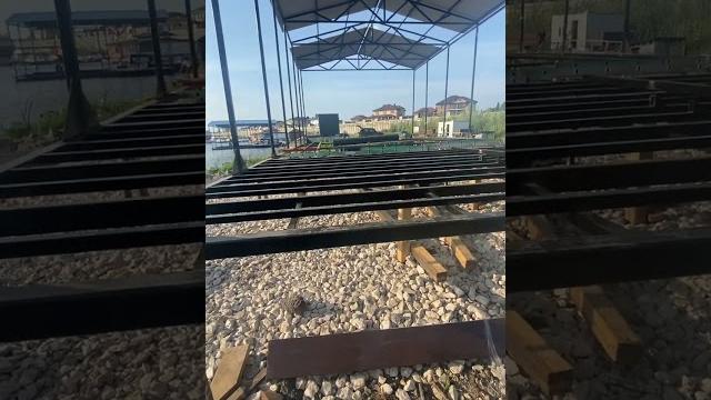 Понтон для катера Понтон для катера
