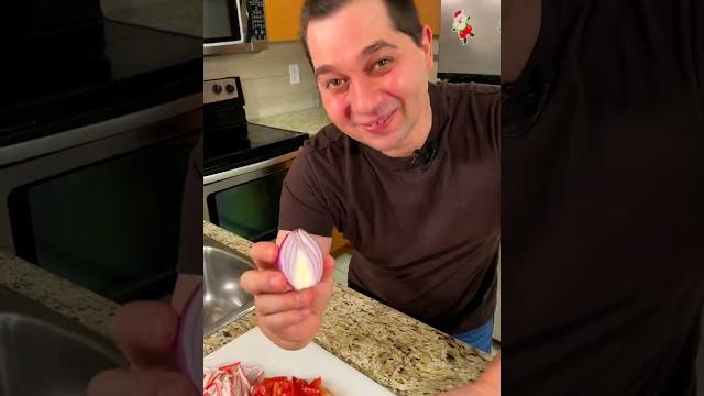Вкусный салат с крабовыми палочками. Необычный крабовый салат "Красное море". Супер салат за 5 минут Вкусный салат с крабовыми палочками. Необычный крабовый салат "Красное море". Супер салат за 5 минут