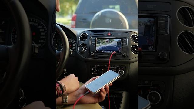 Смотрим YouTube на Android Auto Смотрим YouTube на Android Auto