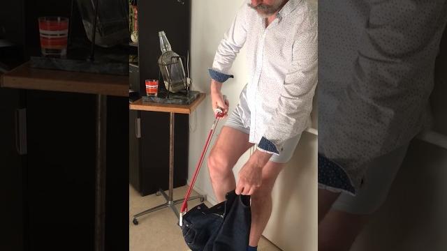 Как надеть брюки при больной спине Как надеть брюки при больной спине