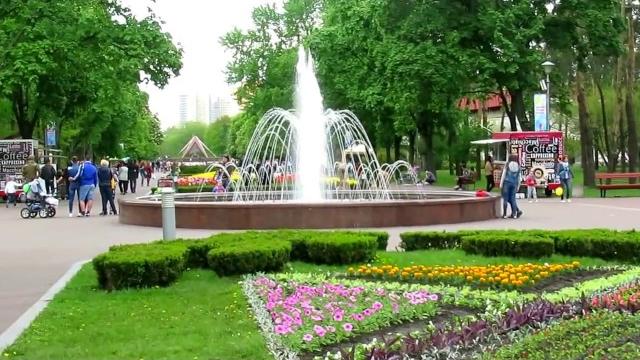 Весна Май, Киев Парк Победа. Фонтан Весна Май, Киев Парк Победа. Фонтан