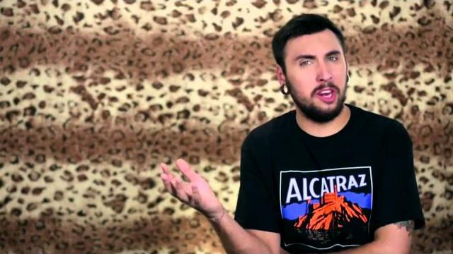 Ты втираешь мне какую-то дичь! Ты втираешь мне какую-то дичь!