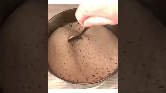 Пышные оладьи на дрожжах. Рецепт оладушек Пышные оладьи на дрожжах. Рецепт оладушек