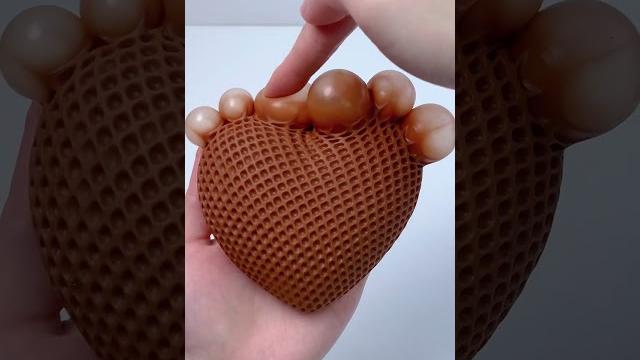 FUFUSQUISHY ASMR ️ Heart Chocolate FUFUSQUISHY ASMR ️ Heart Chocolate