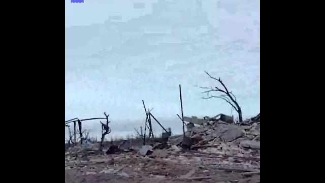 Морпехи и десантники взяли Крынки в Херсонской области Морпехи и десантники взяли Крынки в Херсонской области