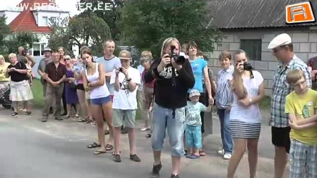 Видео жители Эстонии показали самодельные машины Видео жители Эстонии показали самодельные машины