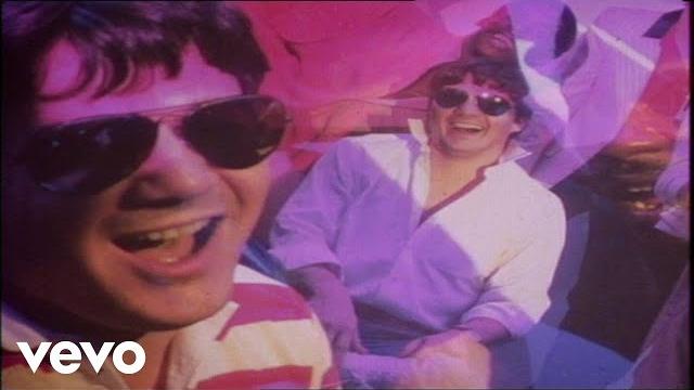Steve Miller Band - Abracadabra (Official Music Video) Steve Miller Band - Abracadabra (Official Music Video)
