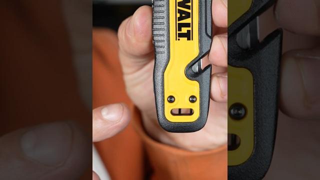 Почему DeWALT? Ножи строительные DeWALT и Milwaukee Почему DeWALT? Ножи строительные DeWALT и Milwaukee