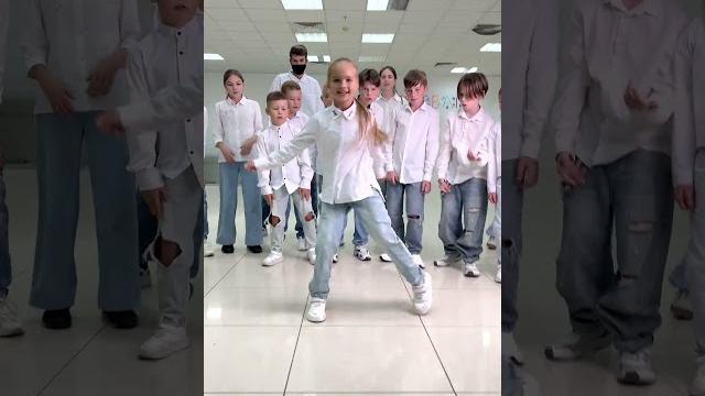 SHUFFLE CHALLENGE ⭐️ TUZELITY DANCE SHUFFLE CHALLENGE ⭐️ TUZELITY DANCE