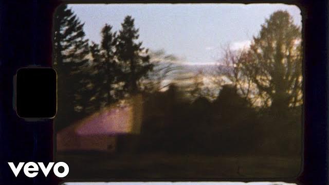 Ludovico Einaudi - Experience (Official Visualizer) Ludovico Einaudi - Experience (Official Visualizer)
