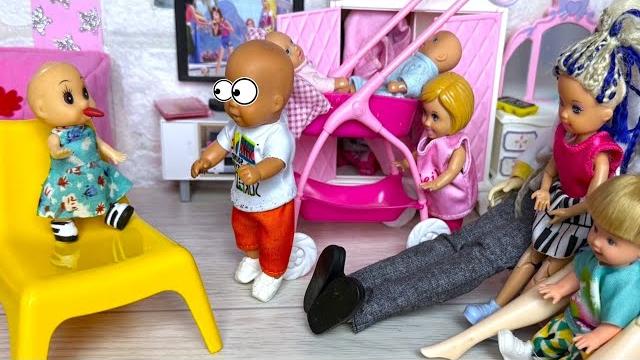 А ТЫ ГРЯЗНУЛЯ, В ГОСТИ НЕ ПОЙДЕШЬ! Катя и Макс веселая семейка! Куклы Барби и ЛОЛ Даринелкатв А ТЫ ГРЯЗНУЛЯ, В ГОСТИ НЕ ПОЙДЕШЬ! Катя и Макс веселая семейка! Куклы Барби и ЛОЛ Даринелкатв