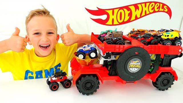 Влад и Никита играют с монстр-траками Hot Wheels. Влад и Никита играют с монстр-траками Hot Wheels.