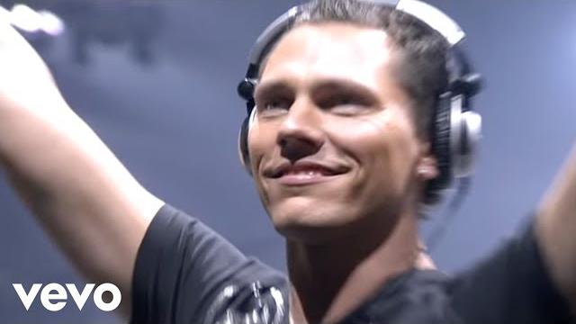 Tiësto - Elements Of Life (Live In Copenhagen) Tiësto - Elements Of Life (Live In Copenhagen)
