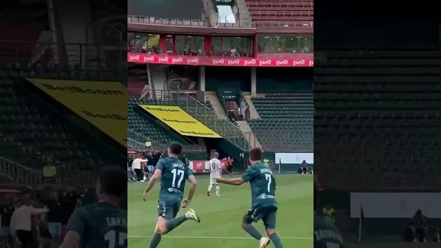 Гол забивает Солтмурад Бакаев. МИР РПЛ. Локомотив-Акрон.Счёт 1:1 #football #футбол #акрон #локомотив Гол забивает Солтмурад Бакаев. МИР РПЛ. Локомотив-Акрон.Счёт 1:1 #football #футбол #акрон #локомотив