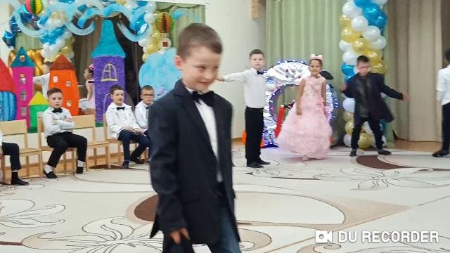 О каких профессиях мечтают дети О каких профессиях мечтают дети