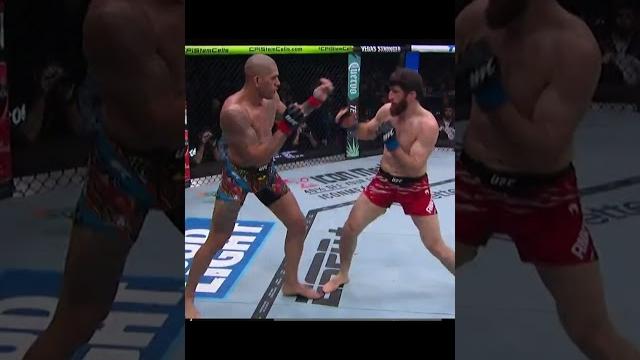 Magomed Ankalaev wobbles Alex Pereira! #UFC #UFCIndia #UFC313 Magomed Ankalaev wobbles Alex Pereira! #UFC #UFCIndia #UFC313