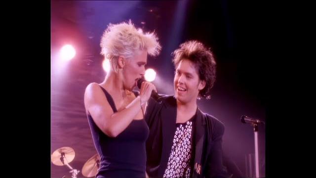 Roxette - Listen to Your Heart (Official Video Remastered) Roxette - Listen to Your Heart (Official Video Remastered)