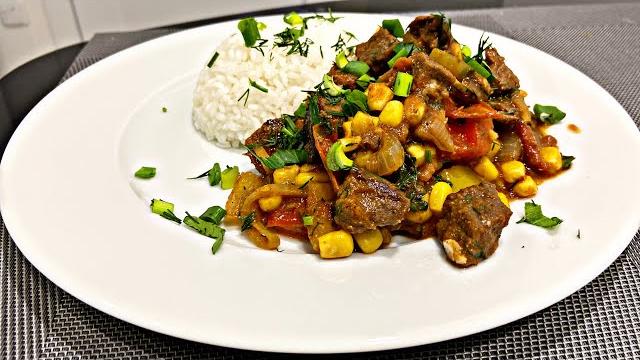 Вкусный ужин на скорую руку / Говядина с овощами Вкусный ужин на скорую руку / Говядина с овощами