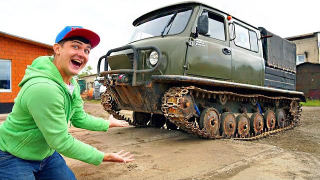 Буханка на гусеницах! Танк для бездорожья! Буханка на гусеницах! Танк для бездорожья!