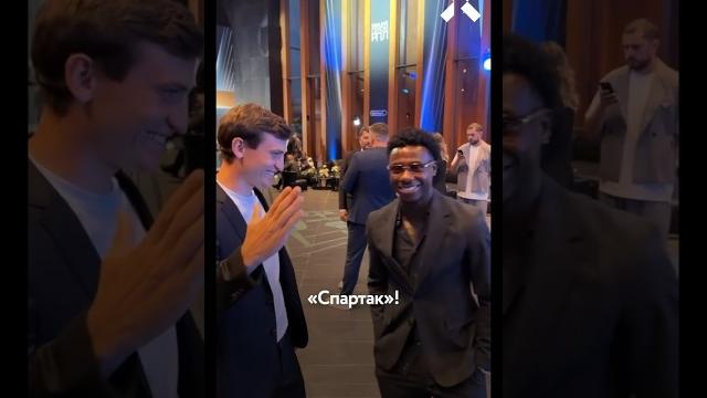 Российский спорт полон преступников-иностранцев: от футбольного «Спартака» до хоккейного «Авангарда» Российский спорт полон преступников-иностранцев: от футбольного «Спартака» до хоккейного «Авангарда»