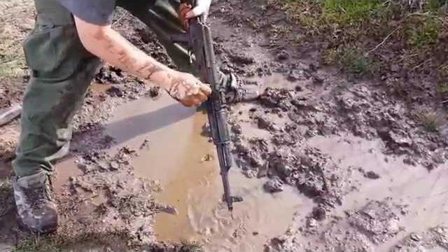 AR vs AK mud test AR vs AK mud test