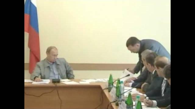 Владимир Путин VS Олег Дерипаска: "Идите и Подпишите" Владимир Путин VS Олег Дерипаска: "Идите и Подпишите"