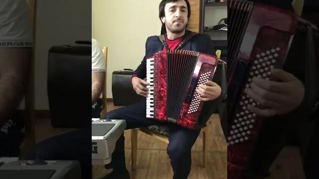 Аварские песни поёт Магомед Шамсудинов Аварские песни поёт Магомед Шамсудинов