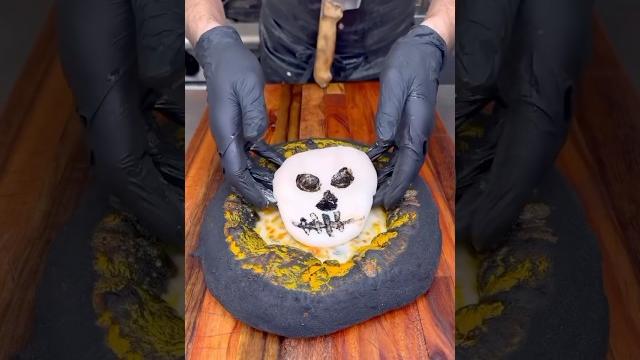 We react to HALLOWEEN PIZZA @ashkan_ws We react to HALLOWEEN PIZZA @ashkan_ws