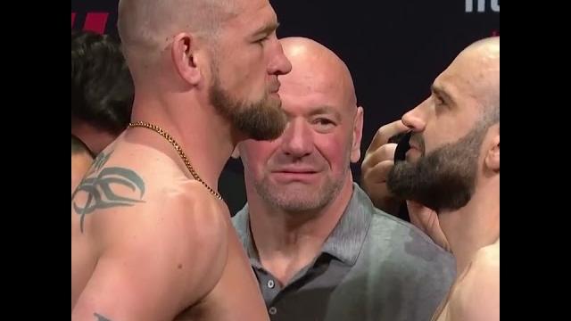Кабардинец в UFC, Азамат Мурзаканов . Кабардинец в UFC, Азамат Мурзаканов .